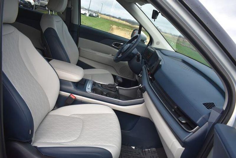 New 2026 Kia Carnival EXImage 14