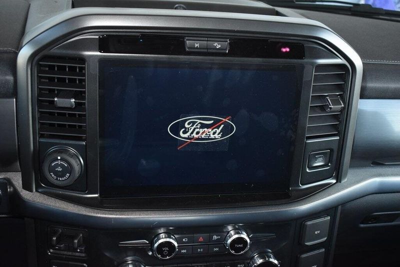 New 2025 Ford F-150 LariatImage 31