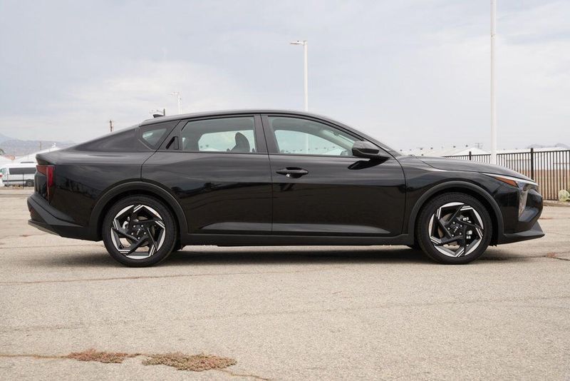 Used 2026 Kia K4 EXImage 8
