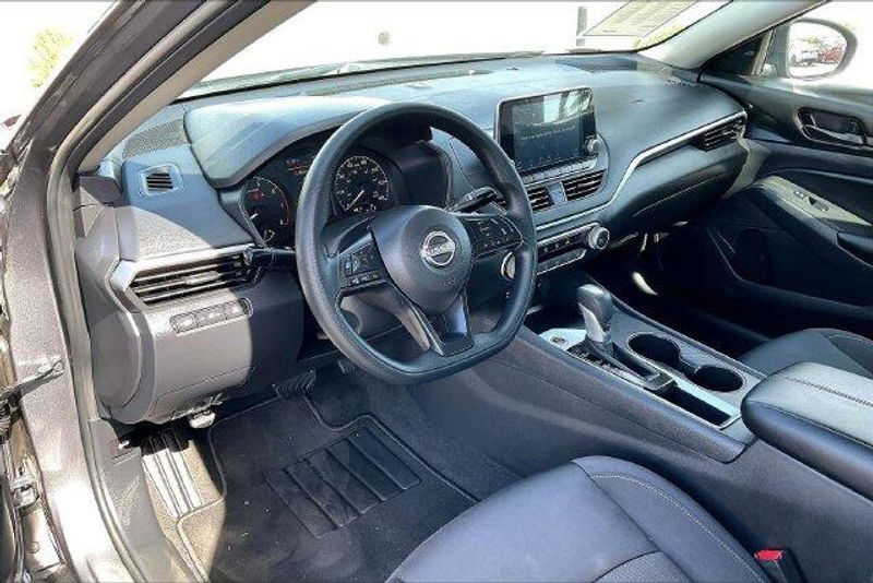 Used 2025 Nissan Altima 2.5 SImage 14