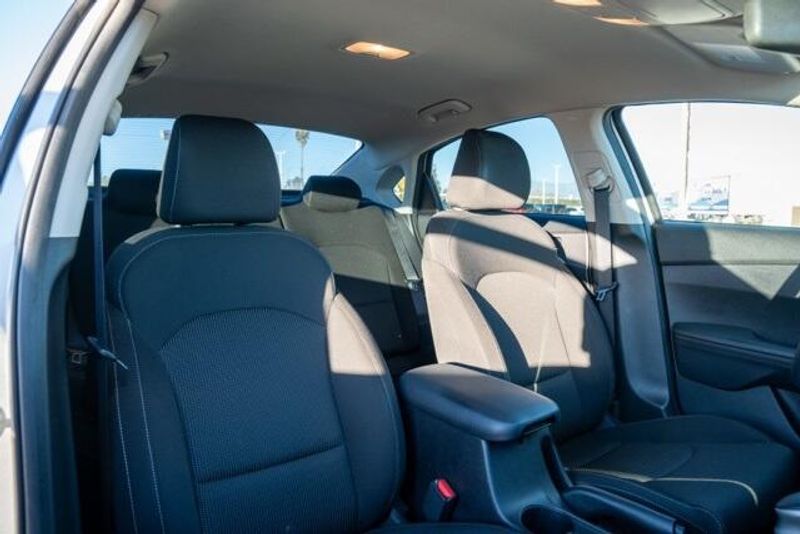 Used 2021 Kia Forte LXSImage 12