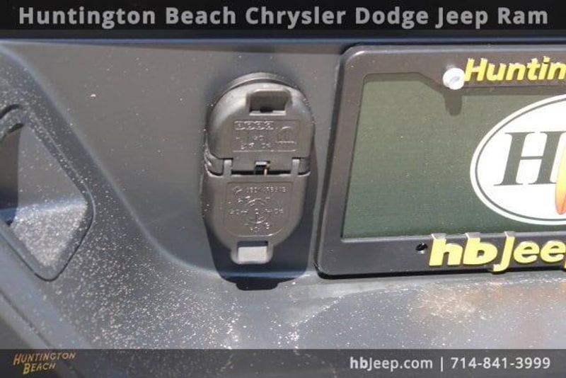 2022 Jeep Gladiator OverlandImage 7