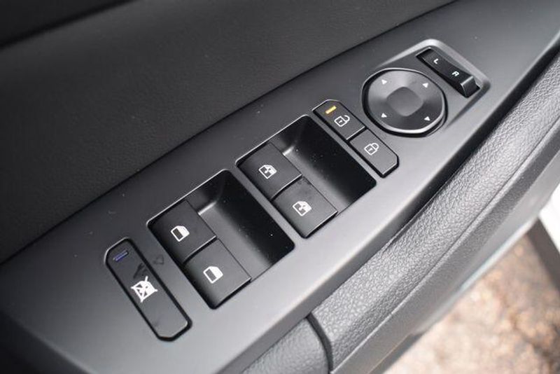 New 2026 Kia Sportage EXImage 22