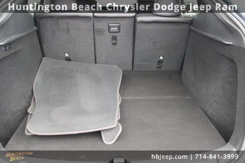2023 Tesla Model Y Long RangeImage 38