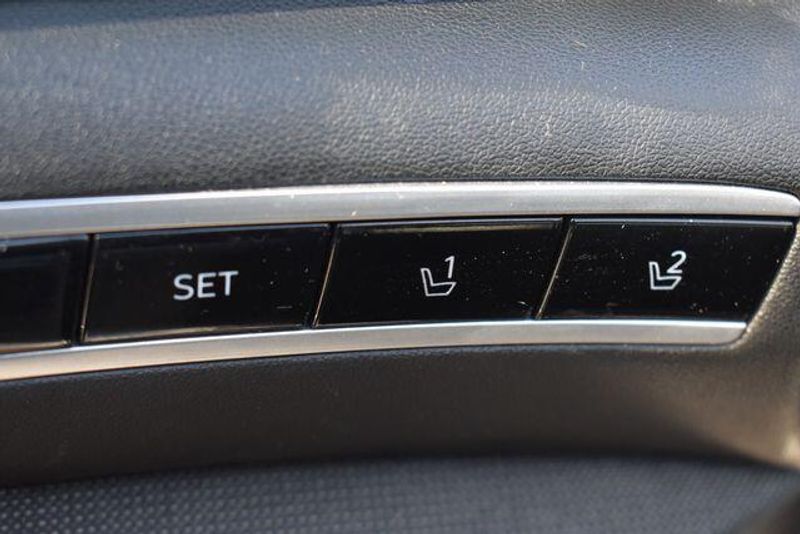 Used 2022 Hyundai Tucson Hybrid LimitedImage 25