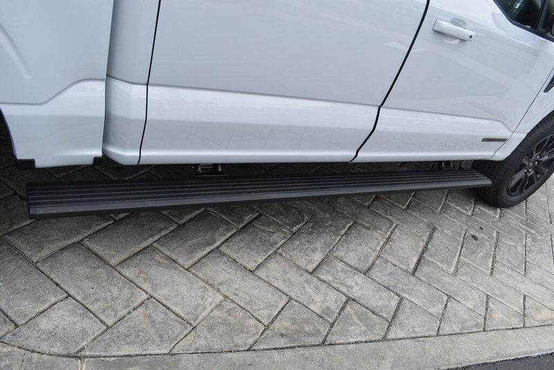 New 2025 Ford F-150 PlatinumImage 7