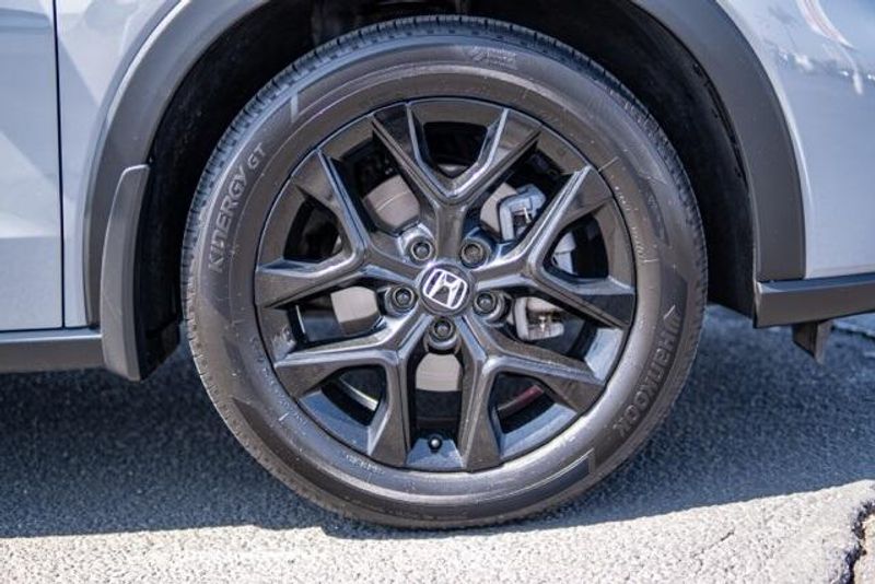 Used 2023 Honda HR-V SportImage 9