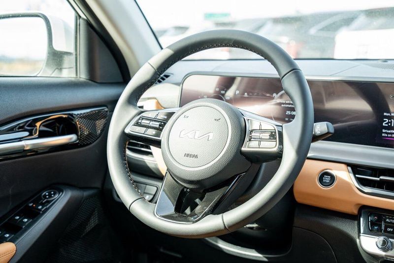 New 2026 Kia Seltos EXImage 23