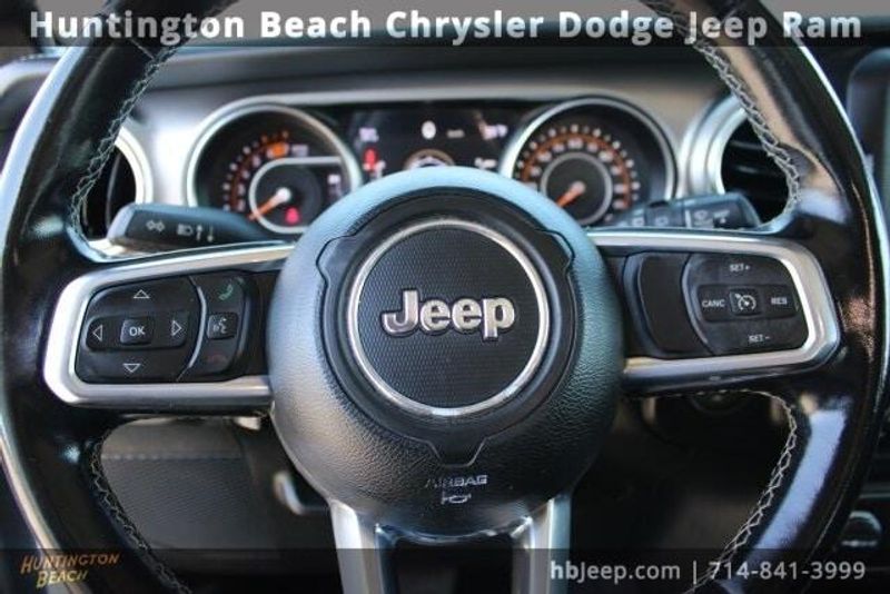2020 Jeep Wrangler Unlimited SaharaImage 16