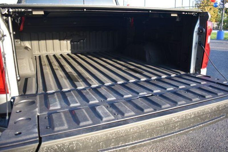New 2025 Chevrolet Silverado 1500 RSTImage 21