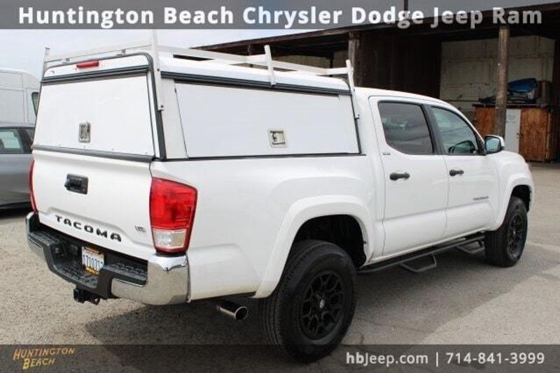 2016 Toyota Tacoma SR5Image 5