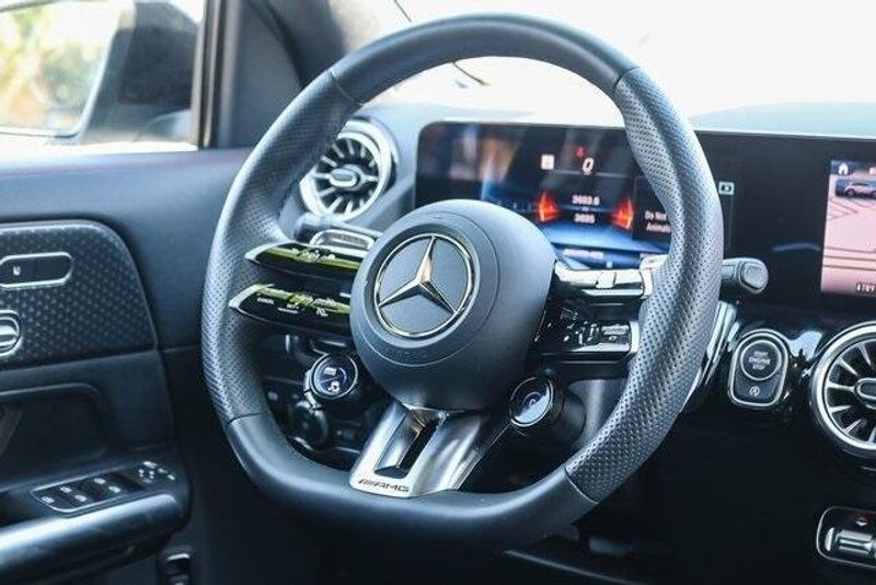 2024 Mercedes-Benz GLA 35 AMGImage 17