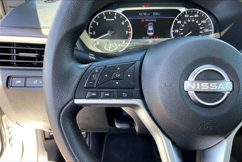 Used 2024 Nissan Altima 2.5 SVImage 18