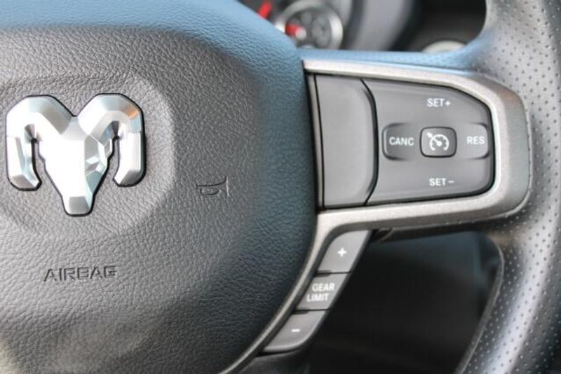 2024 RAM 2500 Tradesman Regular Cab Harbor BodyImage 23
