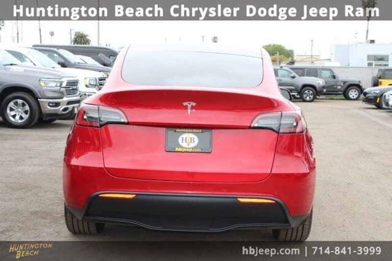 2022 Tesla Model Y Long RangeImage 4