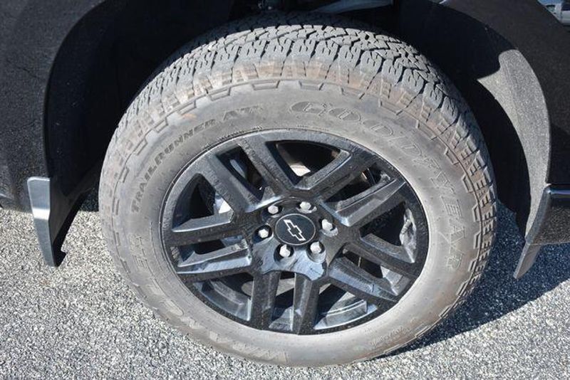 Used 2023 Chevrolet Silverado 1500 RSTImage 11