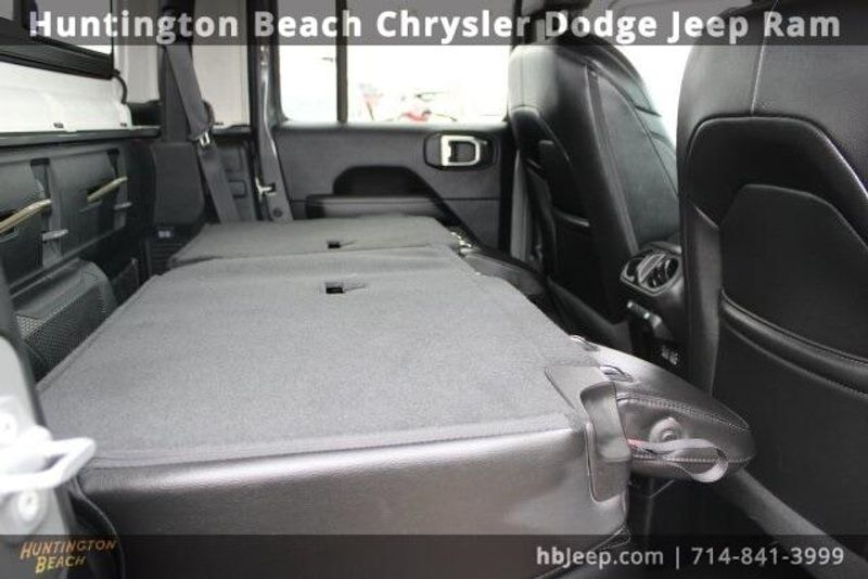 2021 Jeep Gladiator OverlandImage 50