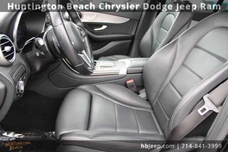 2022 Mercedes-Benz GLC 300Image 33