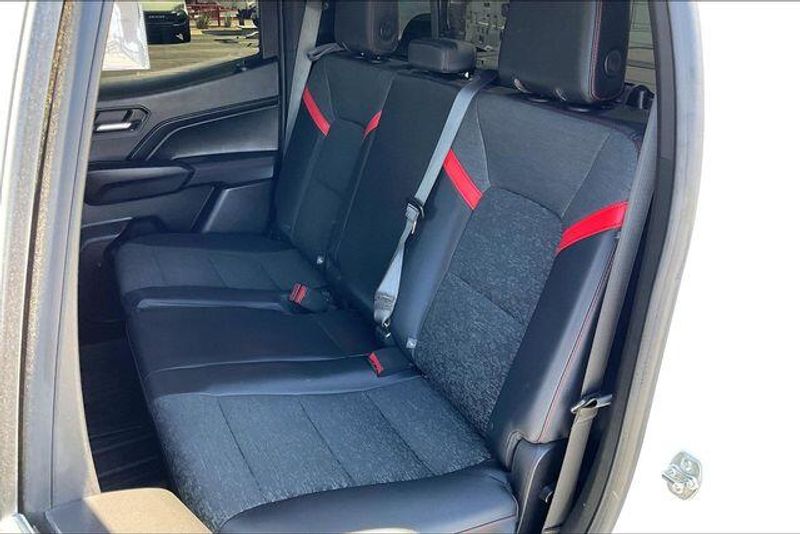 Used 2024 Chevrolet Colorado Z71Image 25