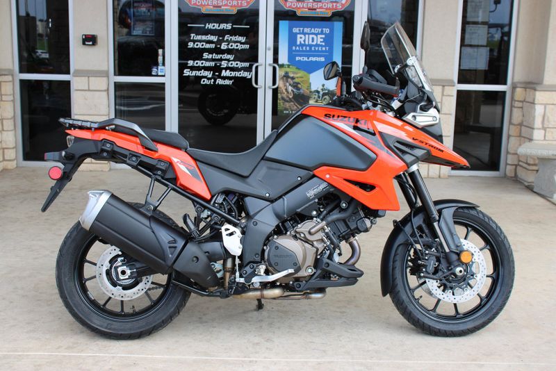 New 2024 SUZUKI VSTROM 1050 GLASS BLAZE ORANGE AND GLASS SPARKLE BLACK 