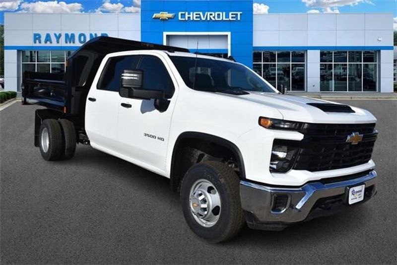 2024 Chevrolet Silverado 3500HD Work TruckImage 10