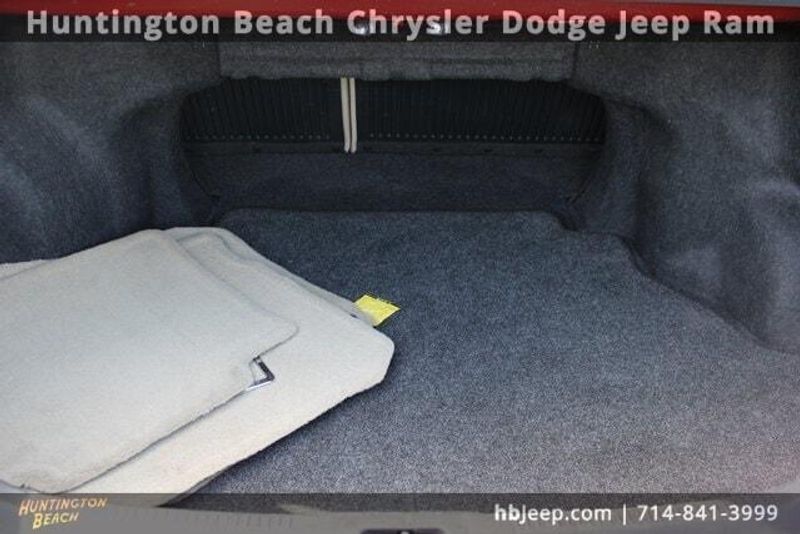 2014 Toyota Camry XLEImage 31