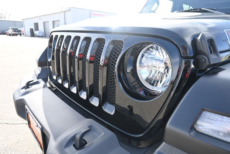 2021 Jeep Wrangler Unlimited IslanderImage 5