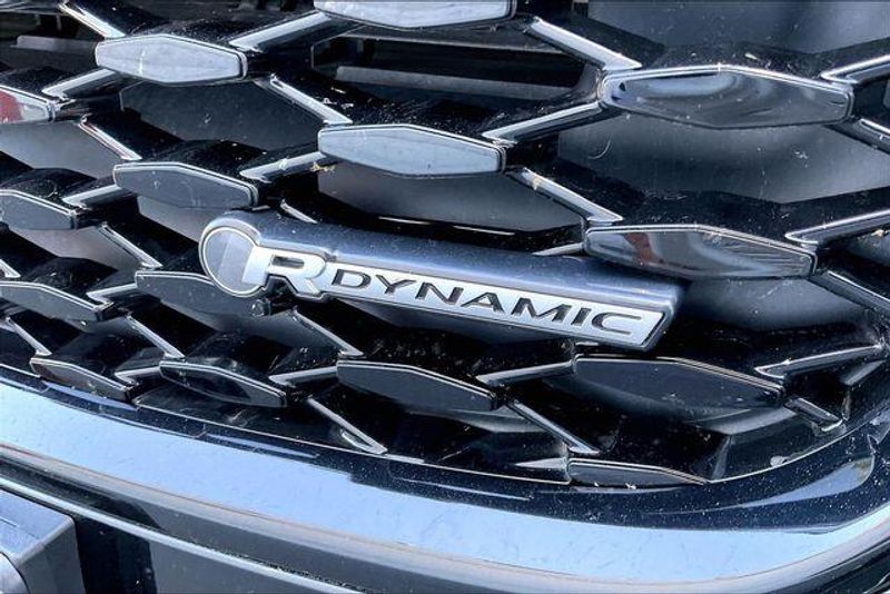 Used 2024 Jaguar XF R-Dynamic SEImage 7