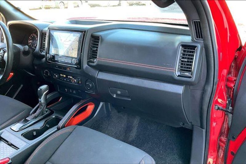 Used 2023 Nissan Frontier PRO-4XImage 16