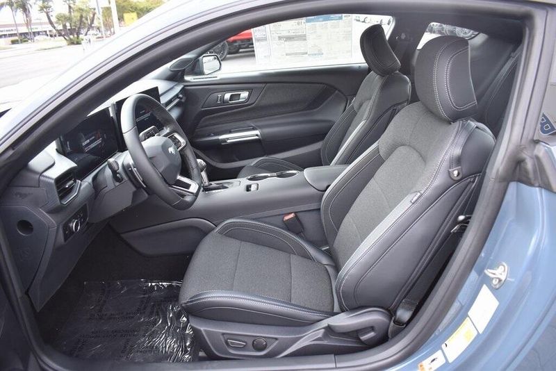 2025 Ford Mustang GTImage 13
