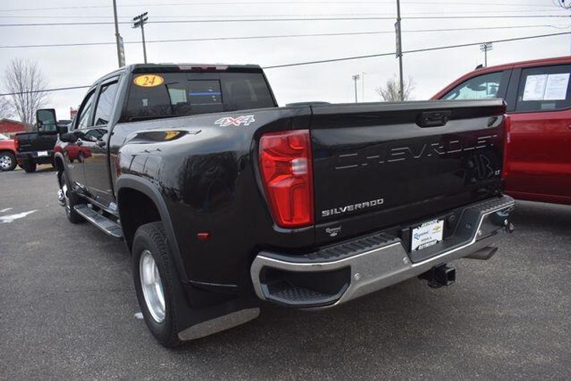 Used 2024 Chevrolet Silverado 3500HD LTImage 5