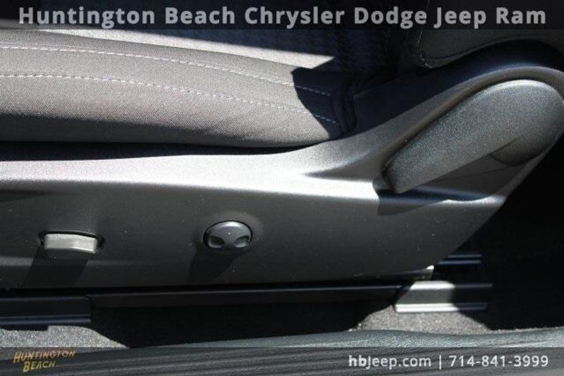 2023 Dodge Challenger R/TImage 34