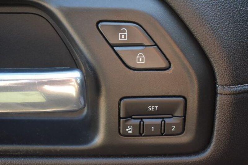 Used 2020 Chevrolet Silverado 1500 High CountryImage 27