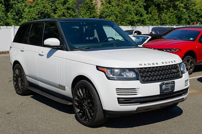 2016 Land Rover Range Rover SuperCharged photo 6