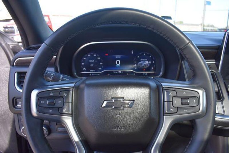 Used 2023 Chevrolet Suburban Z71Image 32