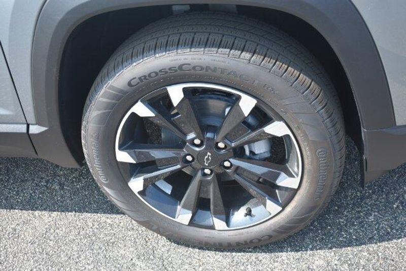 New 2027 Chevrolet Equinox RSImage 12
