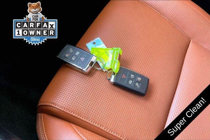 Used 2024 Jaguar XF R-Dynamic SEImage 11