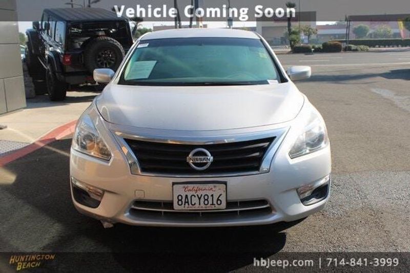 2015 Nissan Altima 2.5 SImage 2