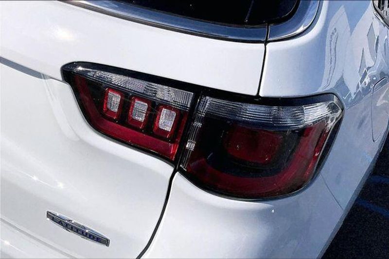 New 2026 Jeep Compass Latitude 4x4Image 12
