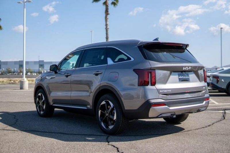 2025 Kia Sorento Hybrid EXImage 5
