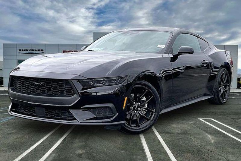 Used 2025 Ford Mustang EcoBoostImage 1