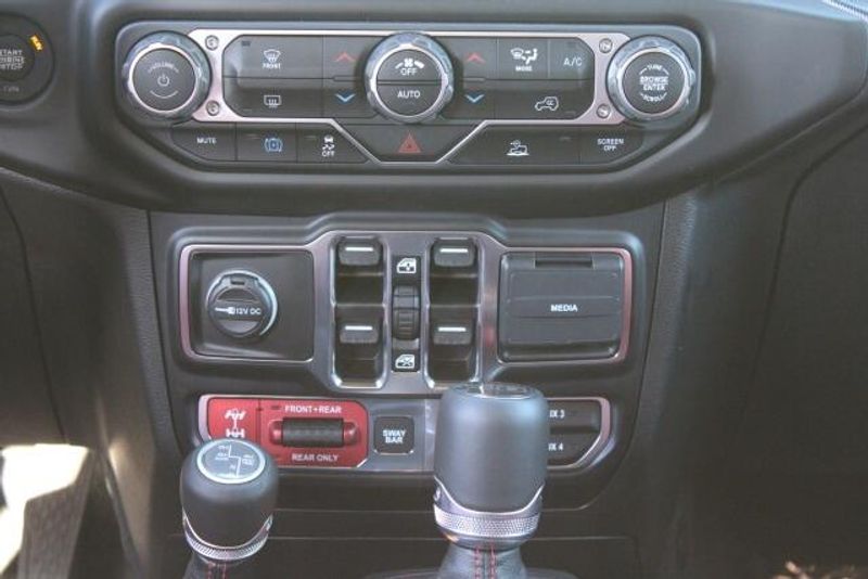 2023 Jeep Wrangler 4xE Rubicon 20th Anniversary 4x4Image 31