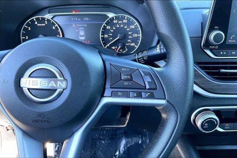 Used 2025 Nissan Altima 2.5 SVImage 19