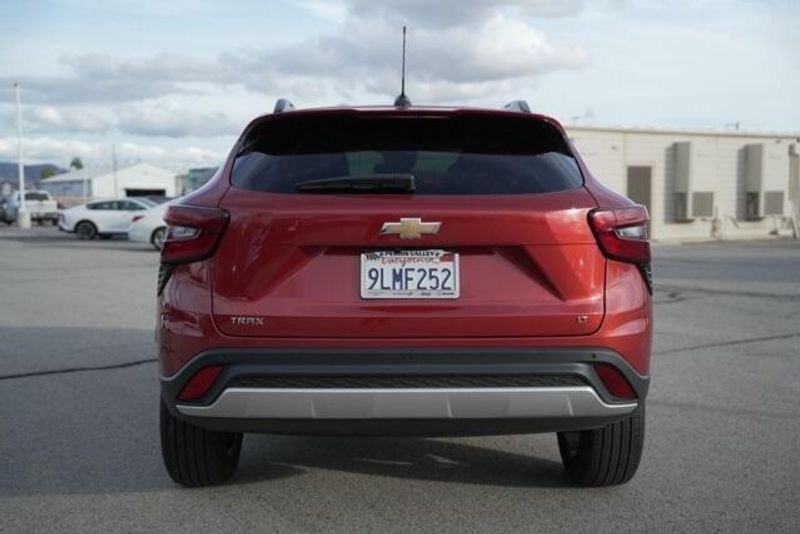 Used 2024 Chevrolet Trax LTImage 6