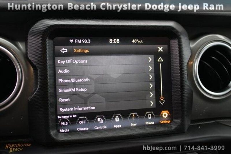 2022 Jeep Wrangler Unlimited SaharaImage 31