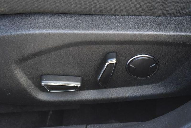 Used 2017 Ford Fusion SEImage 20