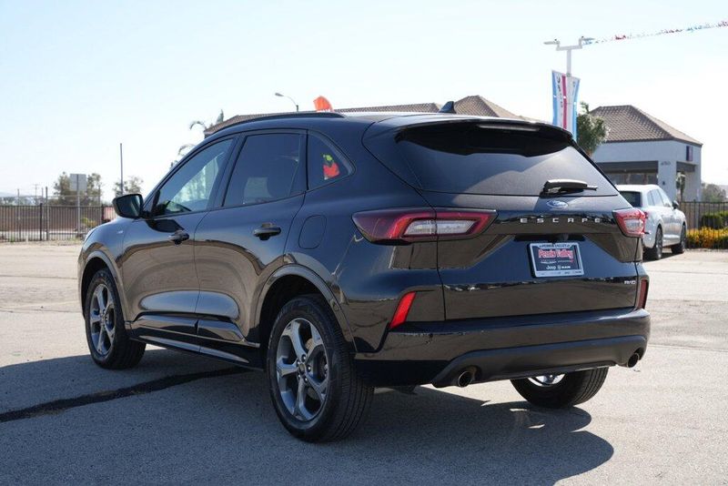 Used 2023 Ford Escape ST-LineImage 5