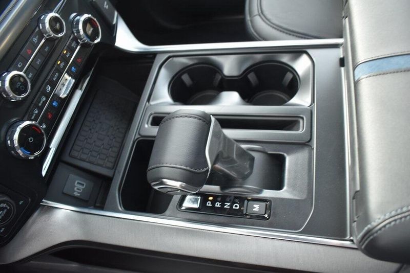 2025 Ford F-150 PlatinumImage 25