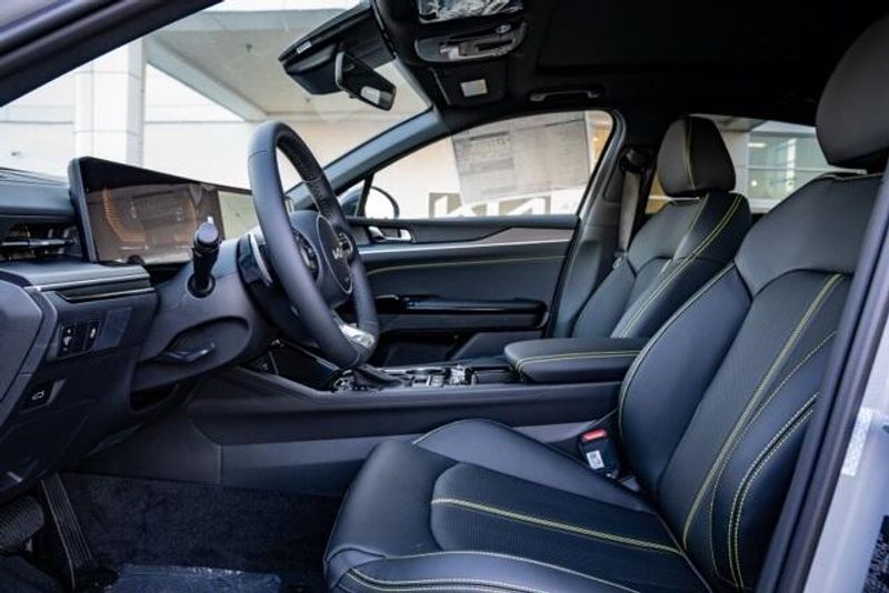 New 2026 Kia K5 GTImage 11