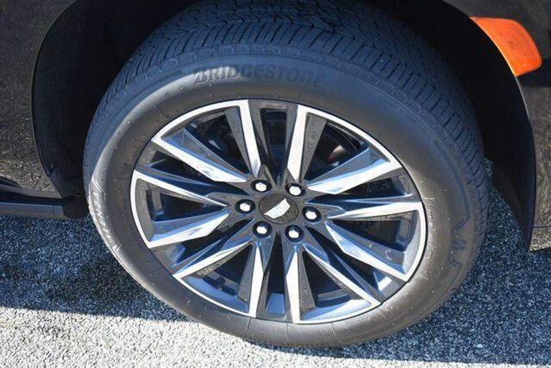 Used 2024 Cadillac Escalade Sport PlatinumImage 12
